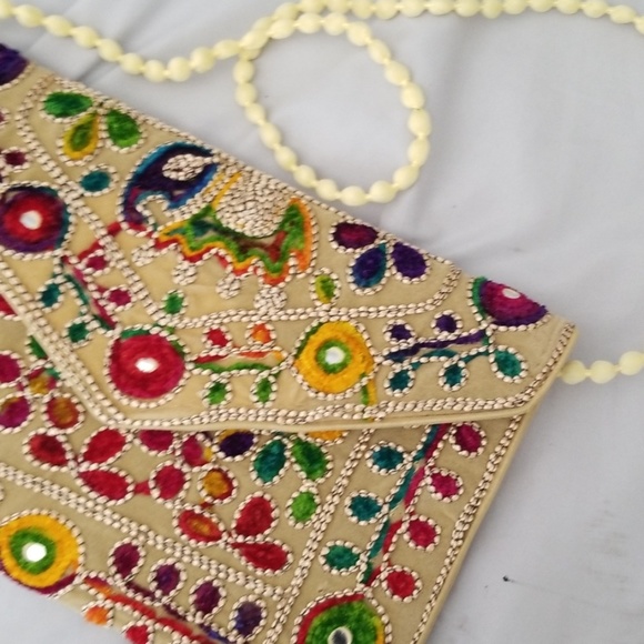 CREAM Elephant Tapestry Crossbody Bag Clutch - Picture 3 of 8